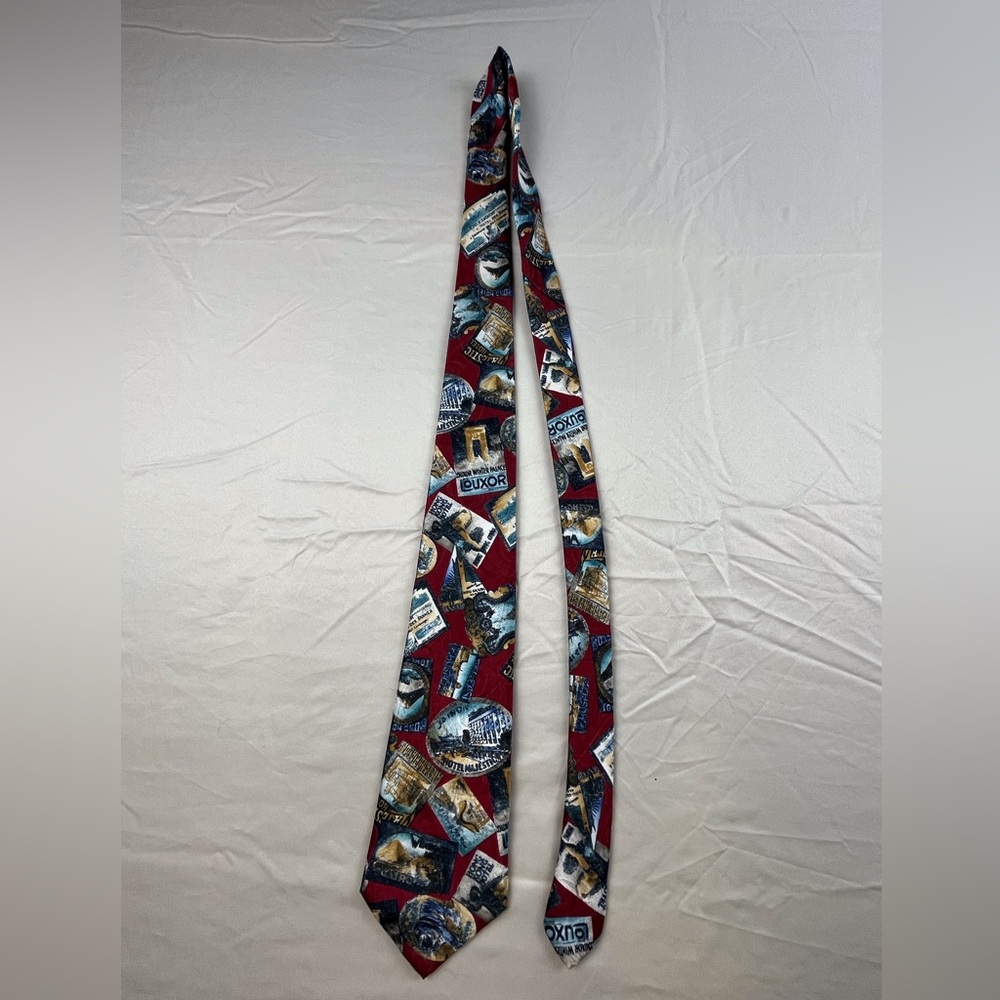 EGON FURSTENBERG Polyester Tie.M ade in USA in a Red and Blue Pattern